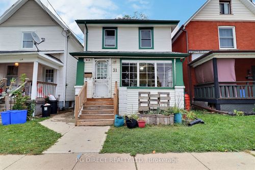 31 John St, Saint Thomas, ON, N5P2X2 | Card Image