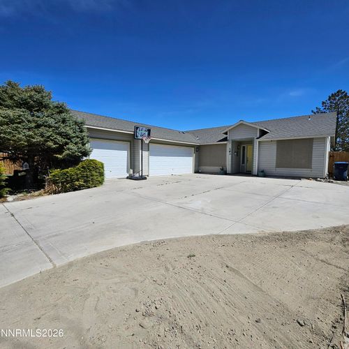 163 Shadow Mountain Dr, Fernley, NV, 89408-9803 | Card Image