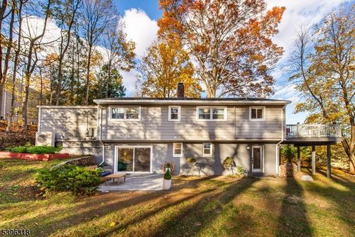 17 Putters Rd, Succasunna, NJ, 07876-2017 | Card Image