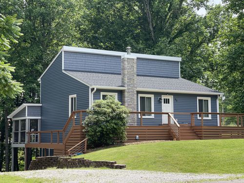 40 Ash Camp Dr, Estill Springs, TN, 37330-4336 | Card Image