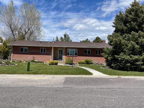 143 E 100 N, Gunnison, UT, 84634-7735 | Card Image