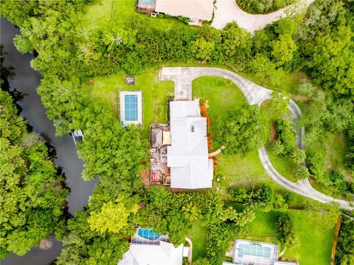548 Cross Creek Cir, Sebastian, FL, 32958-8319 | Card Image