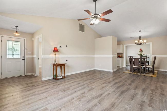 1007 Autumn Dr, House other with 3 bedrooms, 2 bathrooms and 4 parking in Murrells Inlet SC | Image 7