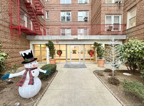 apt-2g-43 Union St, Flushing, NY, 11355-3013 | Card Image