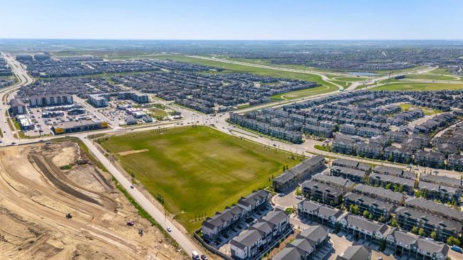213 Evanscrest Sq Nw, Townhouse with 2 bedrooms, 3 bathrooms and 2 parking in Calgary AB | Image 34