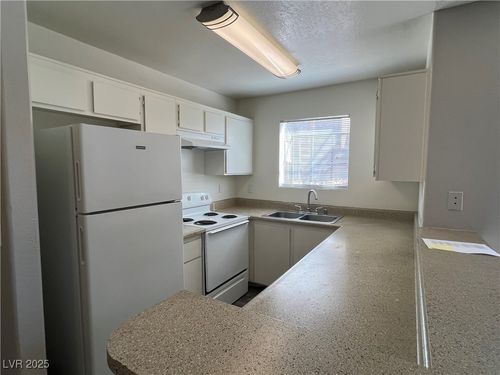 unit-101-2981 Juniper Hills Blvd, Las Vegas, NV, 89142-2965 | Card Image