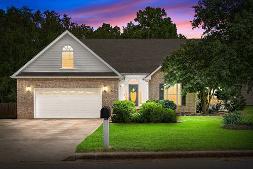 1883 Darlington Dr, Clarksville, TN, 37042-1533 | Card Image