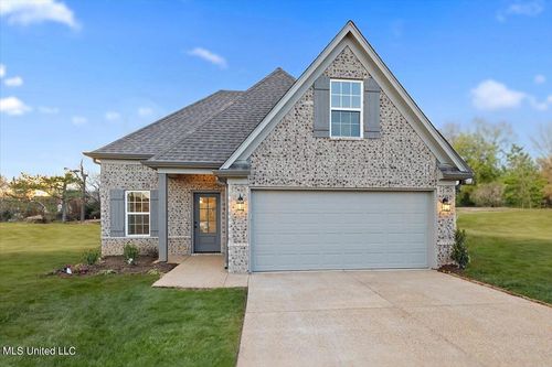 13917 Wesley Banks Boulevard, Olive Branch, MS, 38654 | Card Image