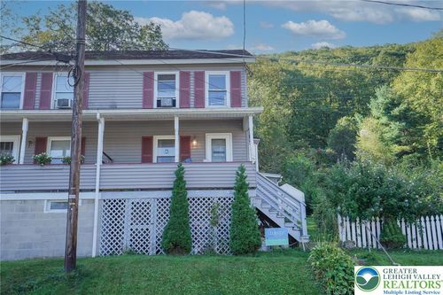 205 Yard St, Nesquehoning, PA, 18240-2308 | Card Image