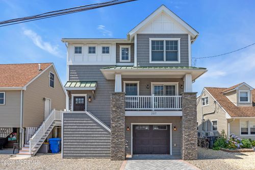 207 Johnson Rd, Lavallette, NJ, 08735-2930 | Card Image