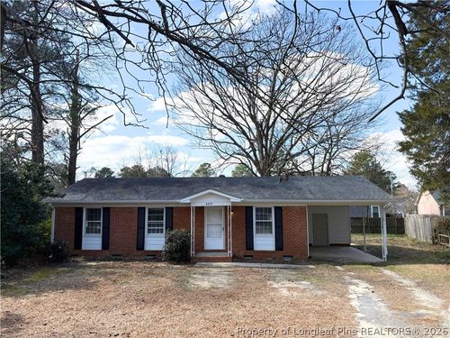 6409 Waverly Ct, Fayetteville, NC, 28304-3934 | Card Image