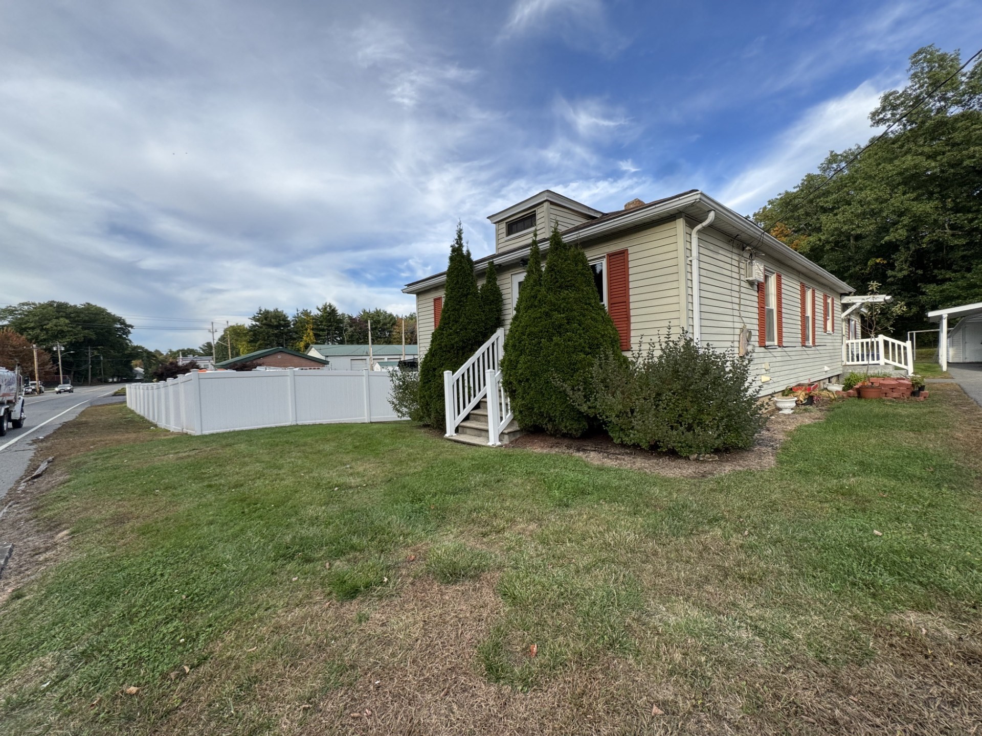 261 Litchfield St, For Rent in Leominster - eXp Realty