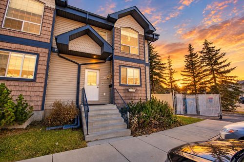 80 - 369 Inglewood Dr, House with 4 bedrooms, 3 bathrooms and 2 parking in Red Deer AB | Card Image