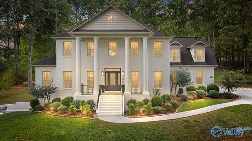 154 George Byrd Dr, Owens Cross Roads, AL, 35763-8625 | Card Image