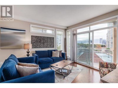 540 - 1088 Sunset Dr, Condo with 2 bedrooms, 2 bathrooms and 1 parking in Kelowna BC | Image 3