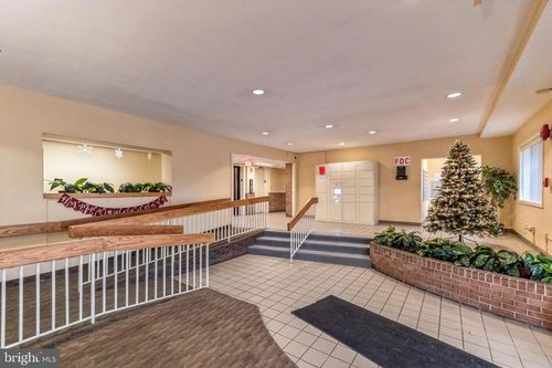 104-750 S Dickerson St, ARLINGTON, VA, 22204-2937 | Card Image