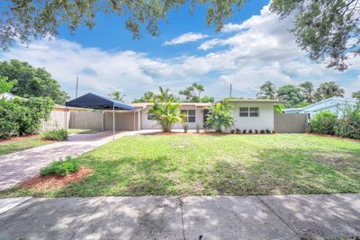 1040 Sw 50th Ave, House other with 3 bedrooms, 2 bathrooms and null parking in Plantation FL | Image 1