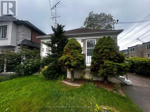 6 Hiawatha Pky, Mississauga, ON, L5G3R7 | Card Image