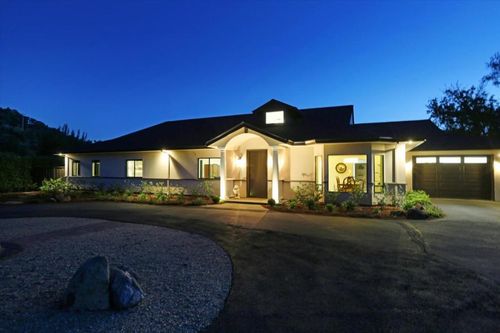 695 Quietwater, Santa Rosa, CA, 95404 | Card Image