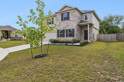 605 Oleander Crk, Seguin, TX, 78155-2882 | Card Image
