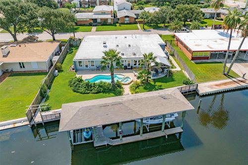 28 S Shore Dr, Galveston, TX, 77551-4362 | Card Image