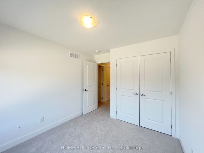 629 Rathburn Lane, House attached with 3 bedrooms, 3 bathrooms and 1 parking in Gloucester ON | Image 11
