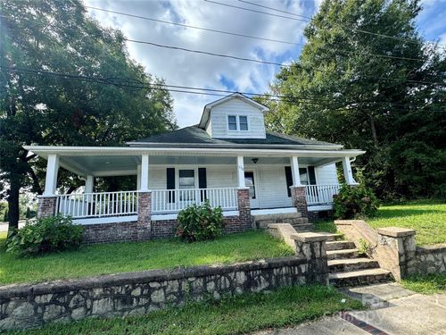 330 E Central Ave, Mount Holly, NC, 28120-2114 | Card Image
