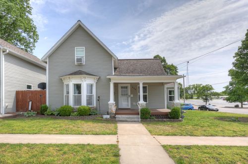 428 W Vine St, Carthage, MO, 64836-1175 | Card Image