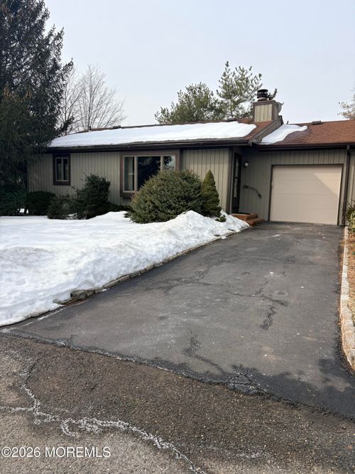 84-210 Henderson Ct, Matawan, NJ, 07747-3583 | Card Image