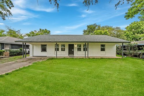 5859 Flamingo Dr, Houston, TX, 77033-2209 | Card Image