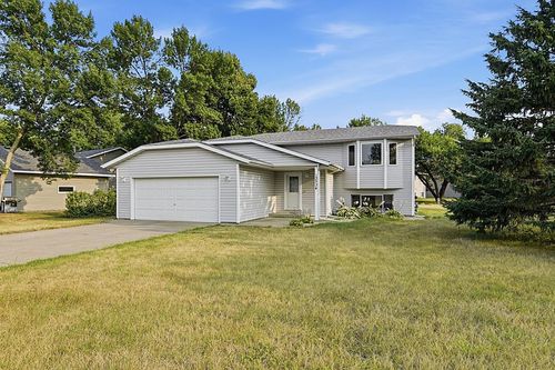 13534 Brenda Blvd, Becker, MN, 55308-9504 | Card Image