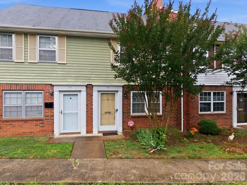 411-1300 Larchmont Pl, Salisbury, NC, 28144-2243 | Card Image