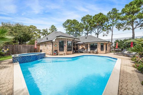 5614 Sandle Crest Ct, Houston, TX, 77041-6659 | Card Image