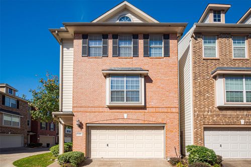 3426 Skyline Village Dr, Houston, TX, 77057-7040 | Card Image