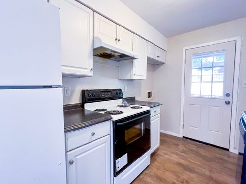 c-200 Uhland Rd, San Marcos, TX, 78666-6966 | Card Image