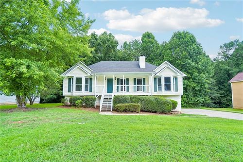 484 Legacy Park Dr, Powder Springs, GA, 30127-5795 | Card Image