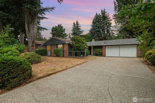 11804 Se 165th St, Renton, WA, 98058-5348 | Card Image