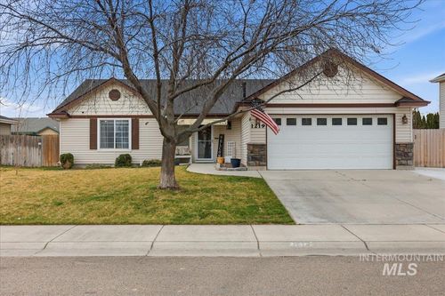 1219 W Eagle Ave, Nampa, ID, 83651-8832 | Card Image