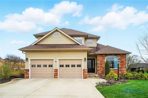 461 Riverbend Dr, Bluffton, OH, 45817-8559 | Card Image