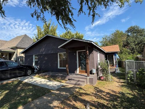 1303 E Myrtle St, Fort Worth, TX, 76104-5705 | Card Image