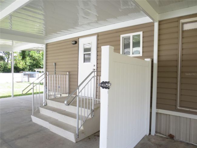 Back view of Doublewide | Image 6