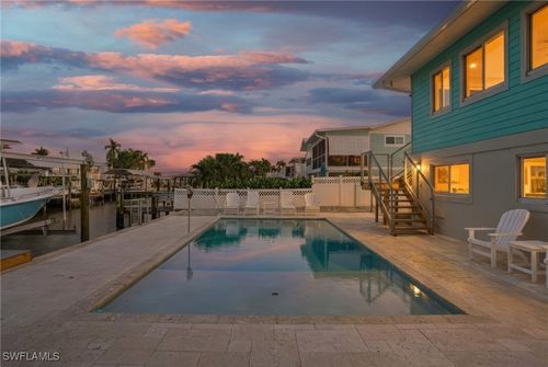 7 Avenida Carita, FORT MYERS BEACH, FL, 33931-4208 | Card Image