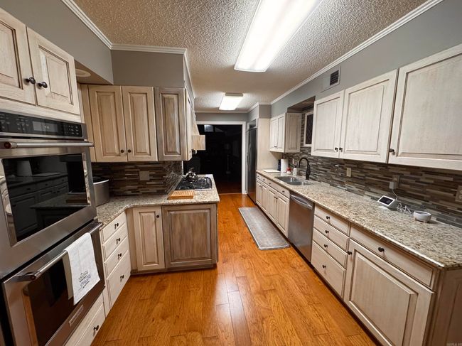 1002 S Lowe St, House other with 3 bedrooms, 4 bathrooms and null parking in Stuttgart AR | Image 12