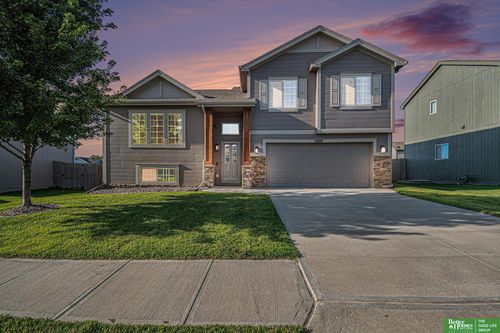 1919 Mesa St, Bellevue, NE, 68123-4779 | Card Image