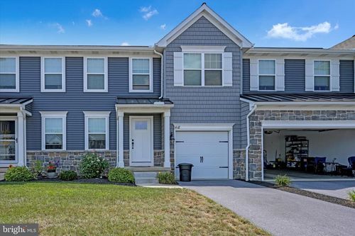 418 Mayapple Dr, ANNVILLE, PA, 17003-2145 | Card Image