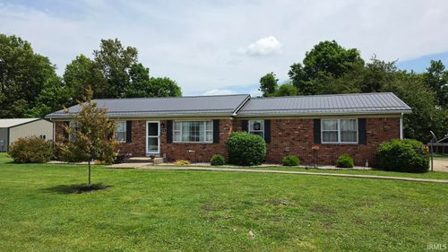 429 S Delaware St, Shelburn, IN, 47879-8359 | Card Image