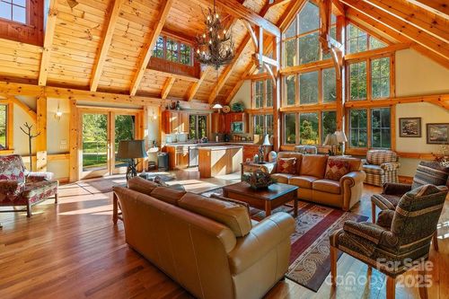 65 Sky Vista Ln, Hendersonville, NC, 28792-4831 | Card Image