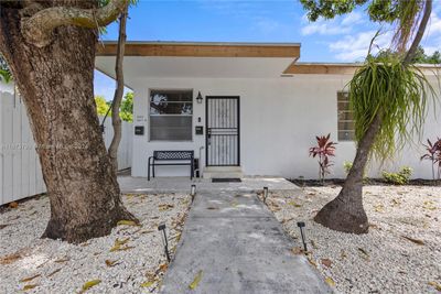 2453-2455 Sw 17th St, Home with 0 bedrooms, 0 bathrooms and 4 parking in Miami FL | Image 3