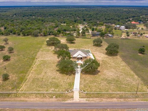 3172 Interstate 35 N, Natalia, TX, 78059-2618 | Card Image