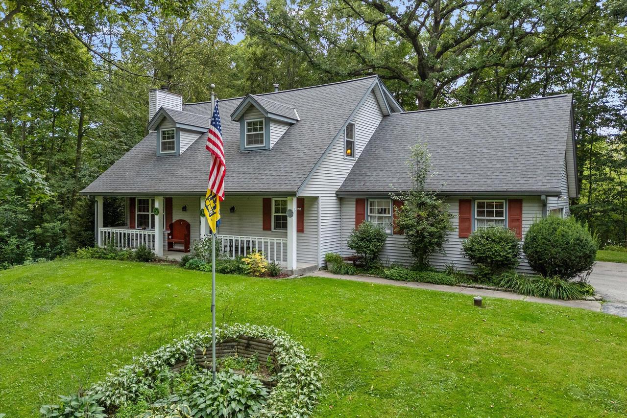 Beechwood Dr, Cedarburg, WI 53012 #1